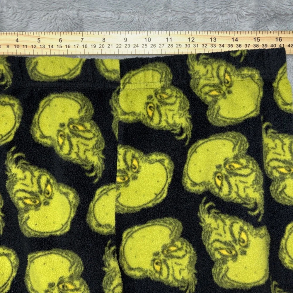 Dr. Seuss the grinch footed pajama‎ pants Lg